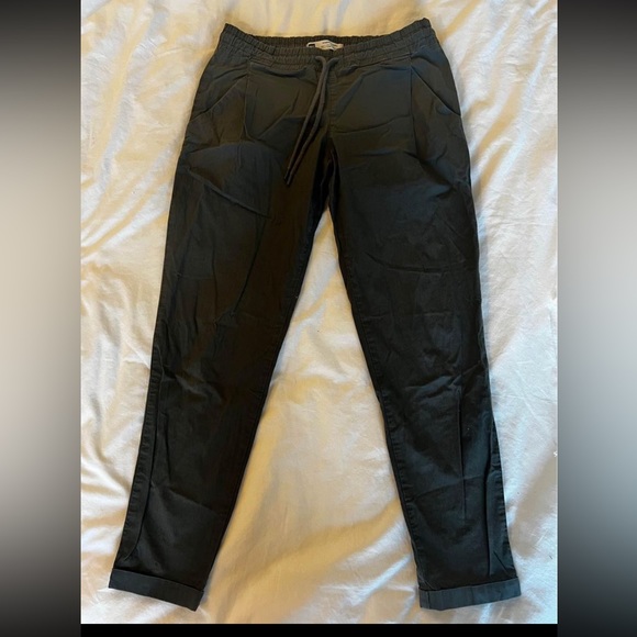 Skinny high rise and one low rise jeans sizes 27 and 26 - Picture 11 of 15